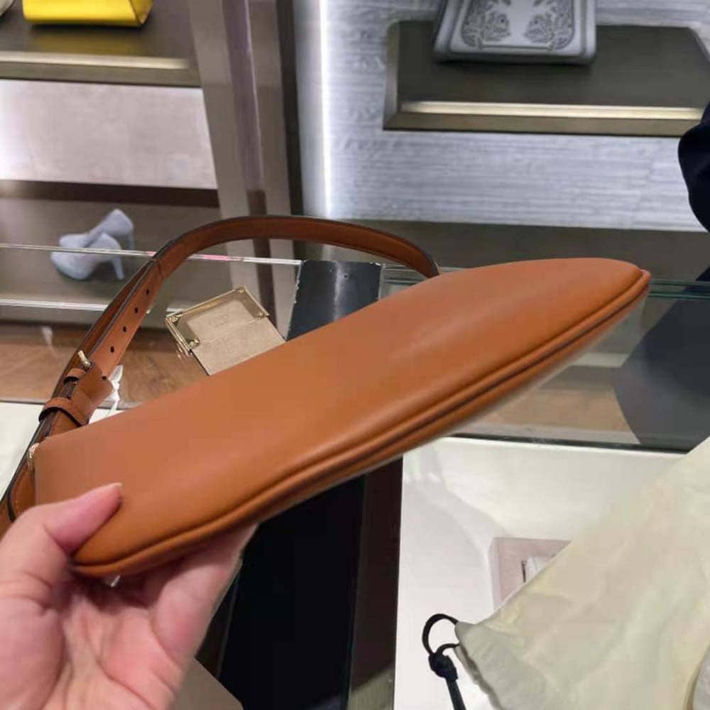 TÚI Fendi Women Small Croissant Brown Leather Bag