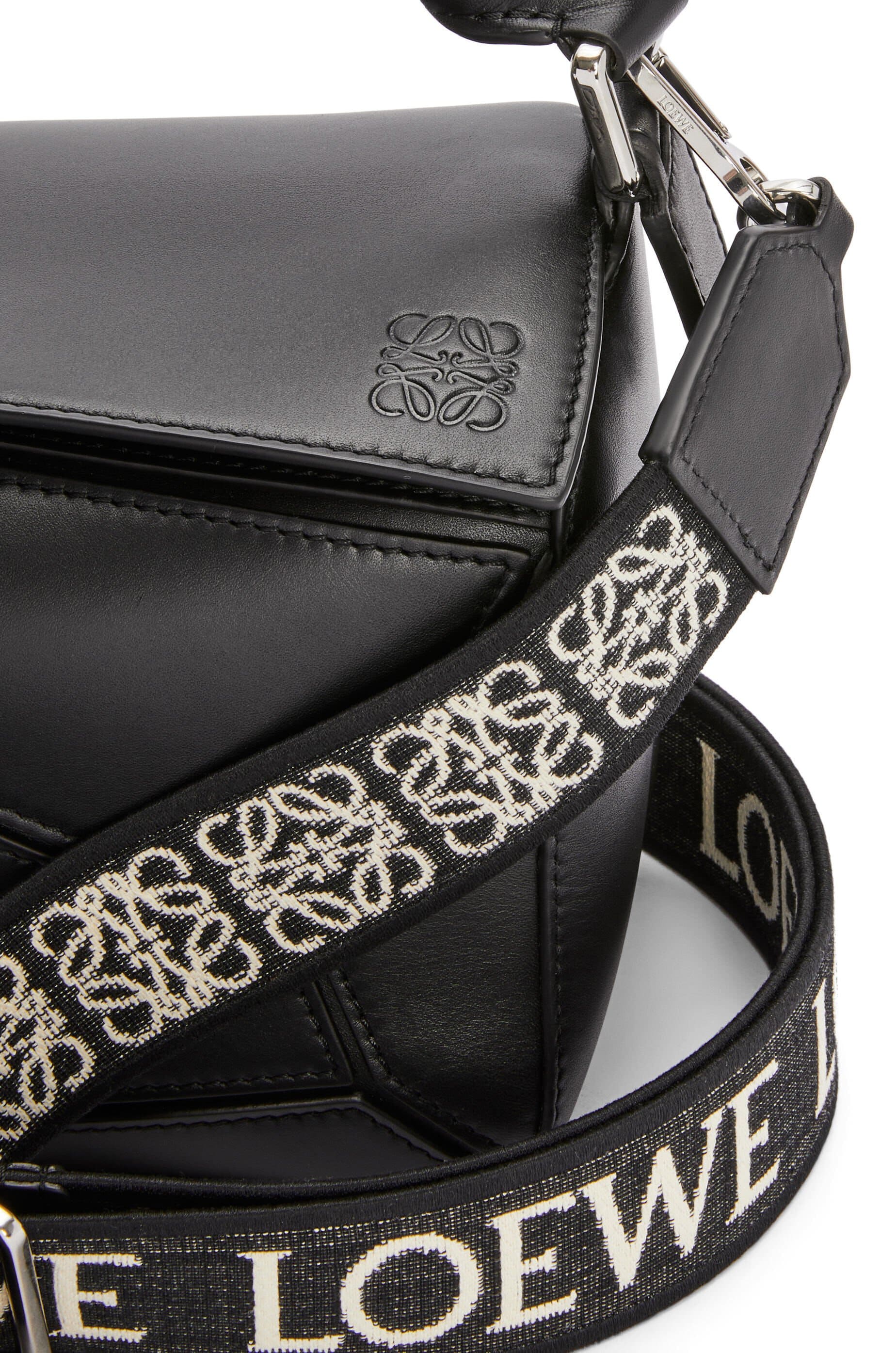Túi LOEWE Small Puzzle bag in satin calfskin black