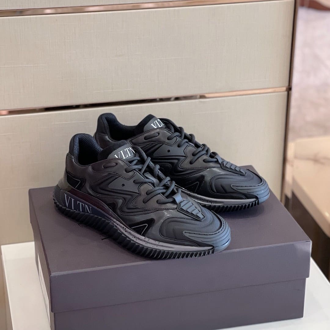 GIÀY VALENTINO GARAVANI VLTN SNEAKERS SHOES AAA