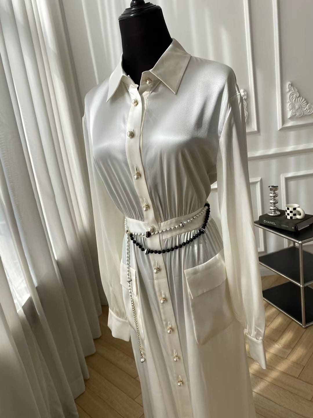BỘ ĐỒ COCO CHANEL WHITE LONG PARTY High Classy