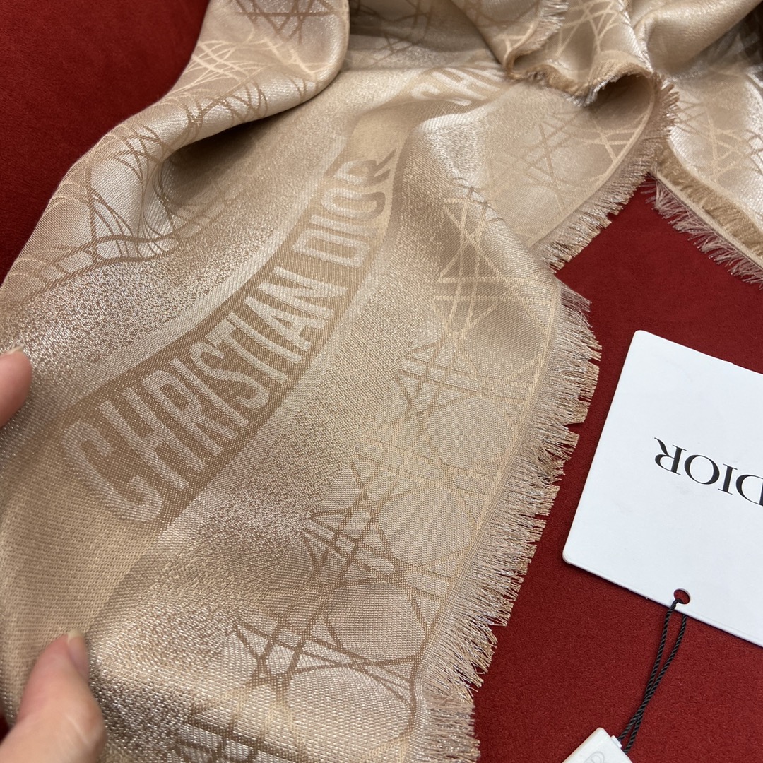 KHĂN Christian Dior Rattan gold wire shawl Scarf