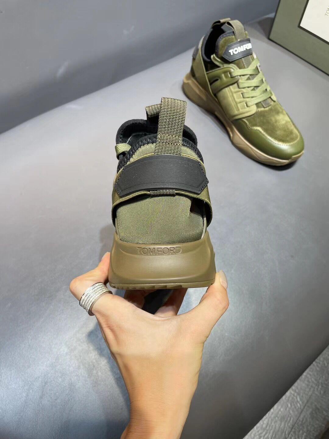 GIÀY TOM FORD TF OLIVE SUEDE SNEAKER SHOES AAA