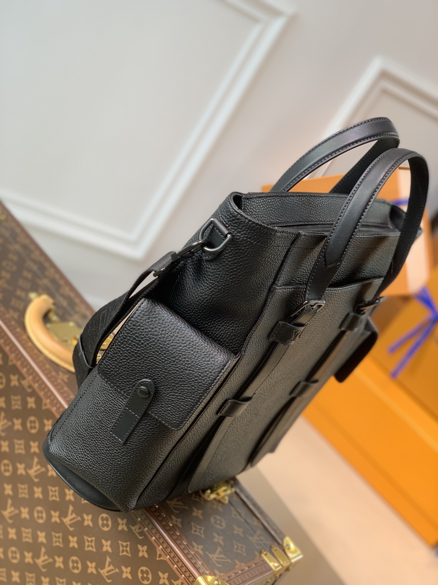 TÚI LOUIS VUITTON Flight Case Taurillon Shadow Monogram Business Bag