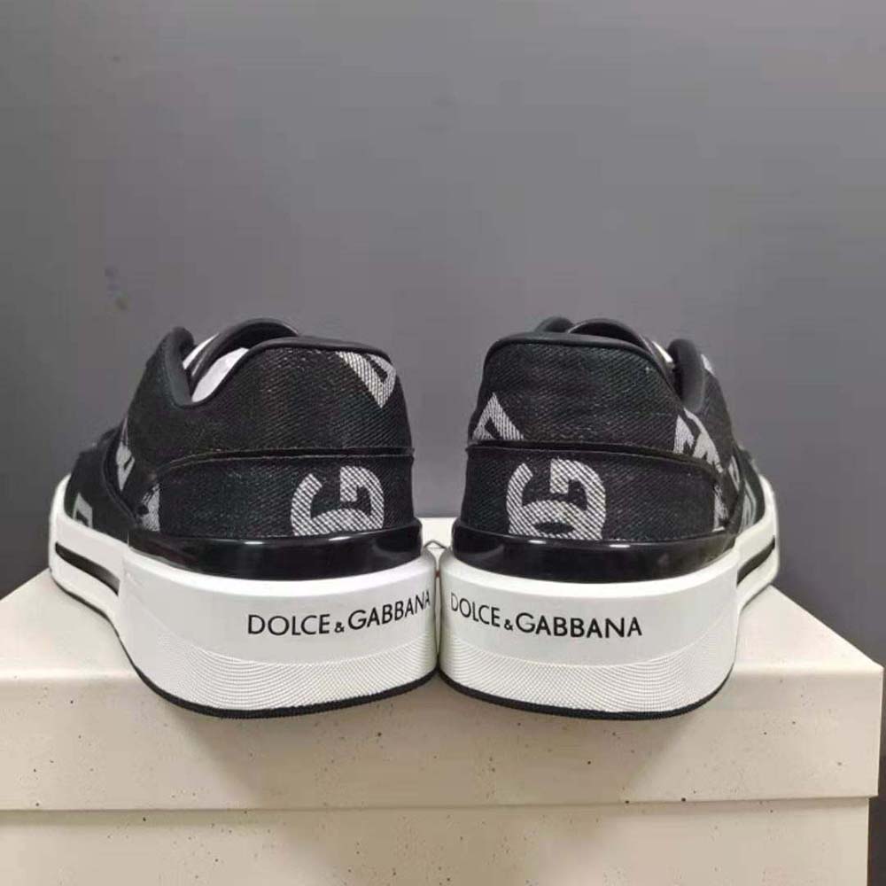 GIÀY Fendi Black Leather Loafers with Fendi O’Lock Motif