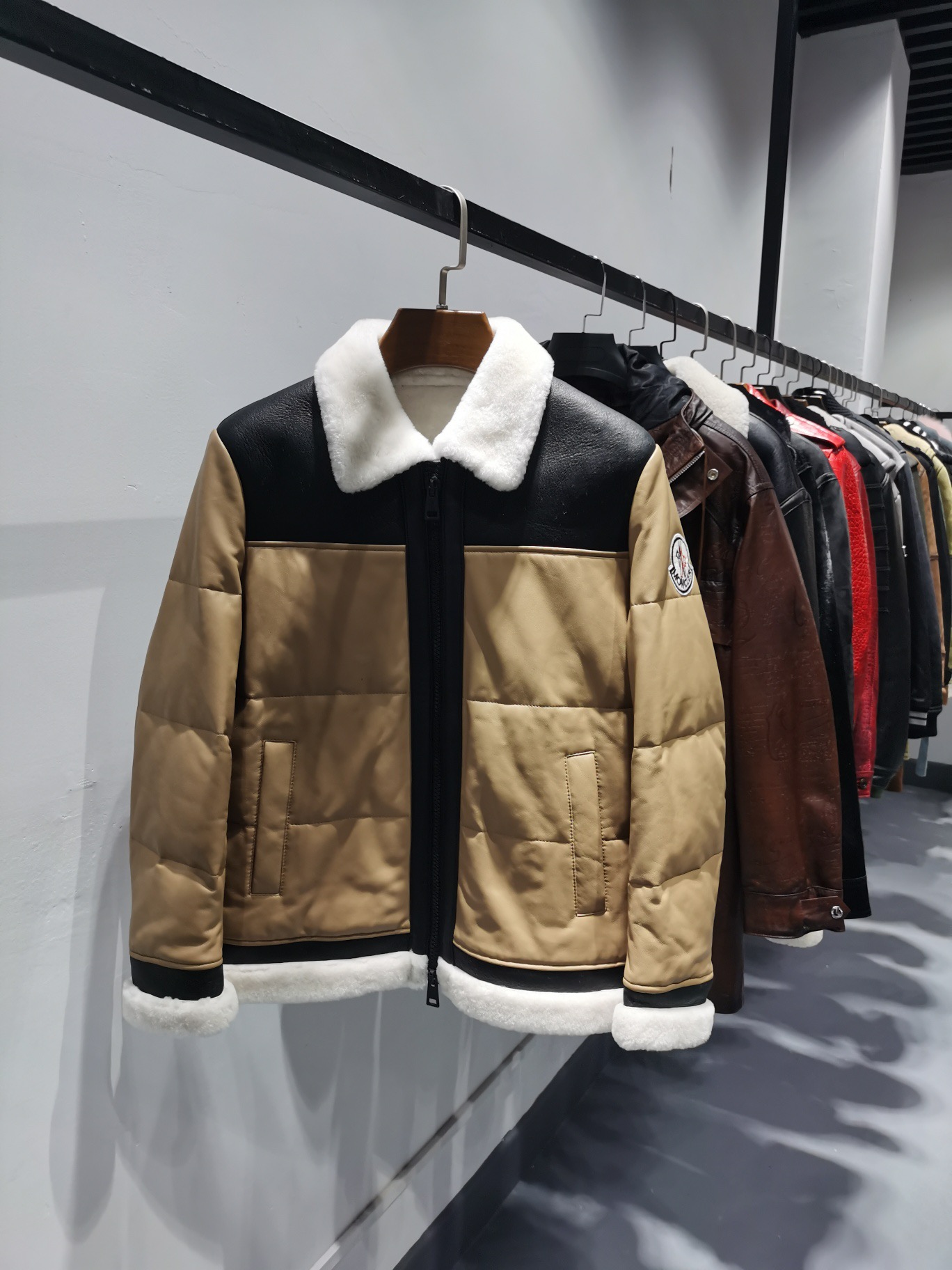 ÁO MONCLER LEATHER JACKET LÓT LÔNG