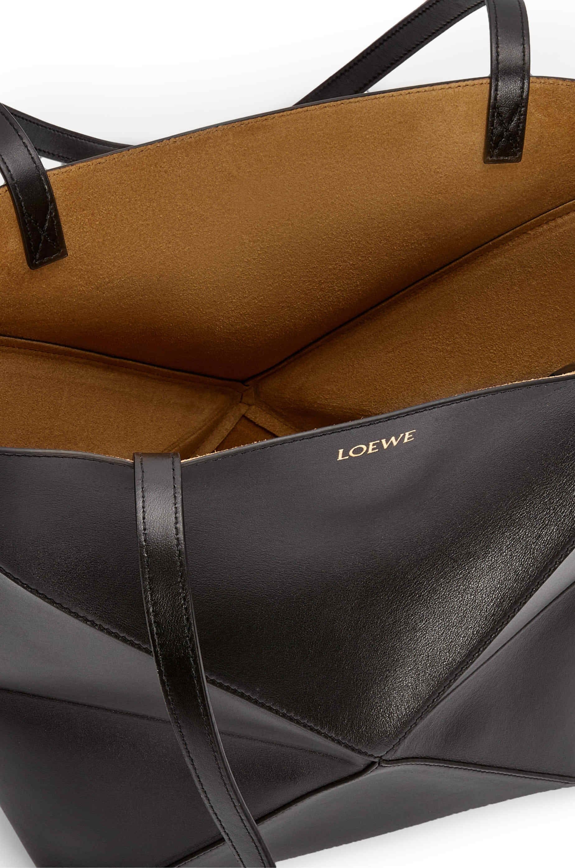 Túi LOEWE Puzzle Fold Tote in shiny calfskin black