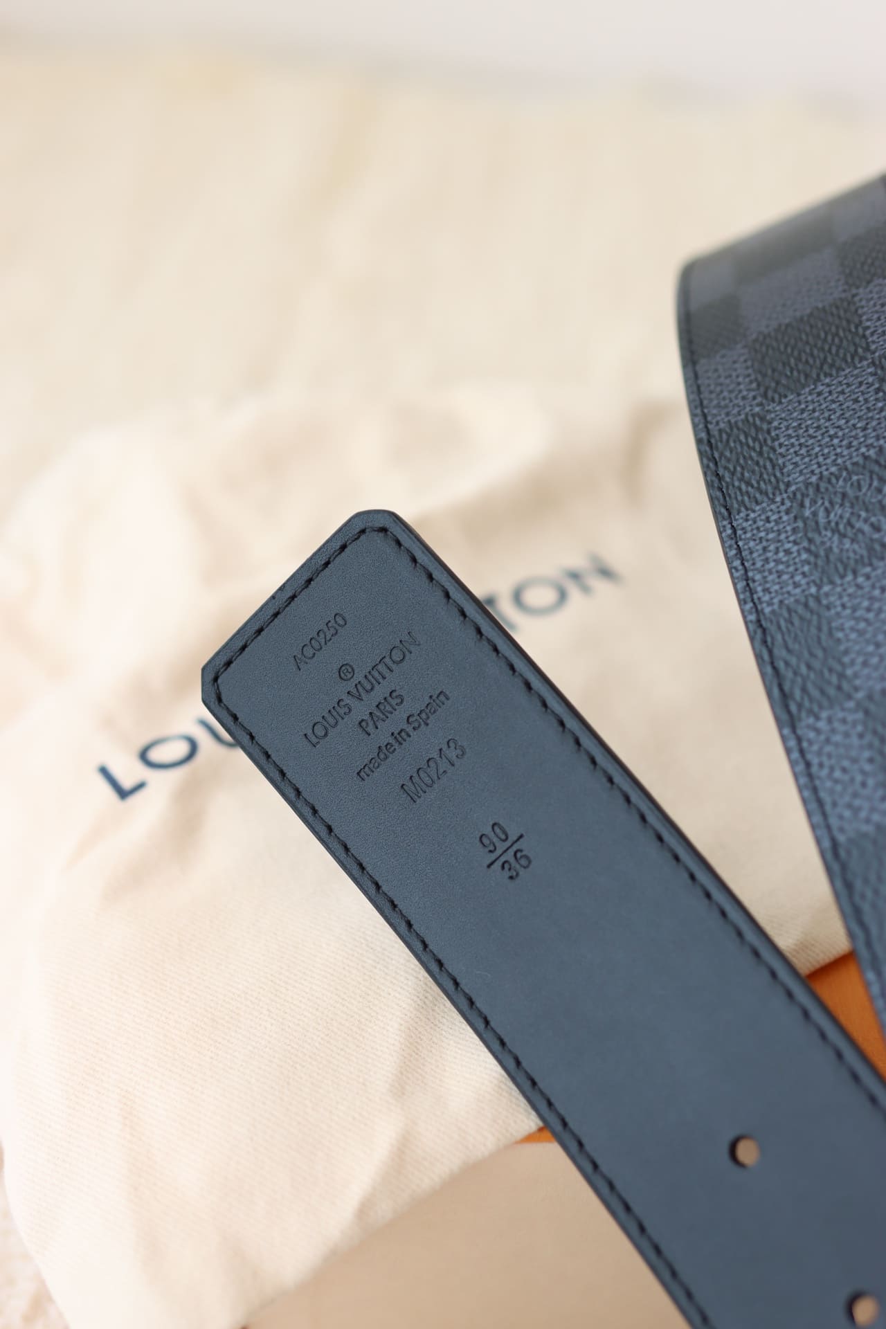 DÂY LƯNG LOUIS VUITTON SQUARE BLACK MONOGRAM Khóa đen bóng