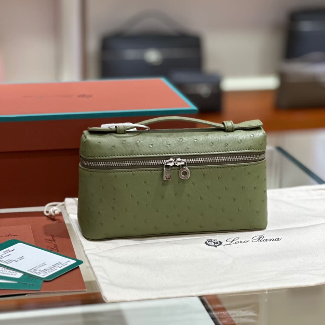 TÚI Loro Piana Women Extra Pocket L27 in Ostrich Leather Olive da đà điểu(Gía Liên Hệ)