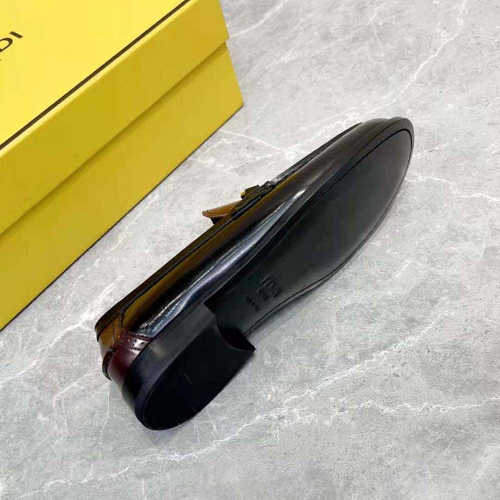 GIÀY FENDI Maroon Leather Loafers with Fendi O’Lock Motif