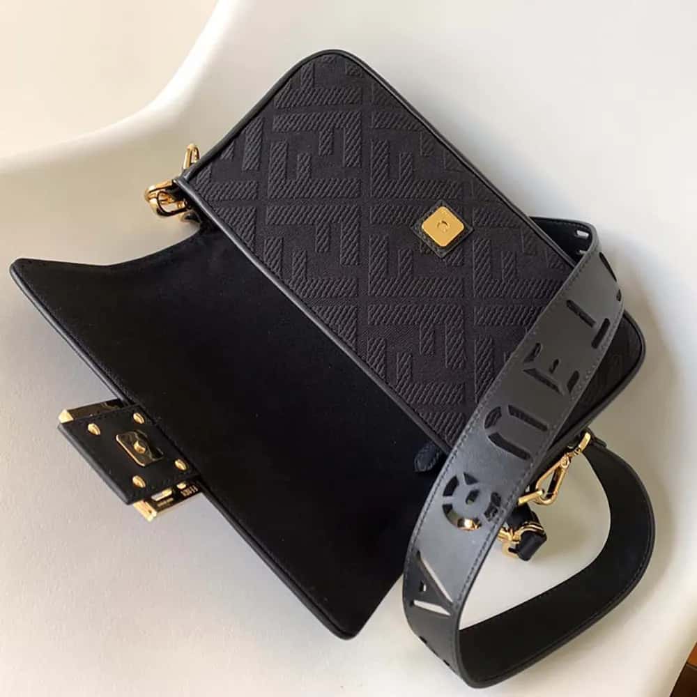 TÚI Fendi Women Baguette Black Denim thêu họa tiết FF