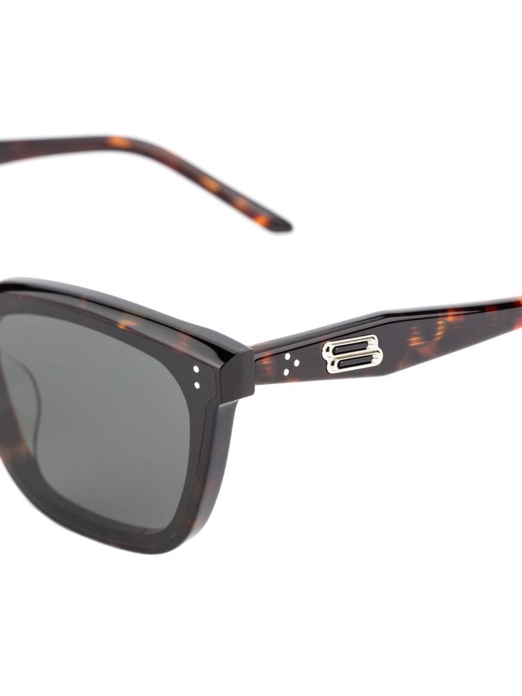 Kính GENTLE MONSTER TOTE TURTLE FRAME HIGH CLASSY AAA