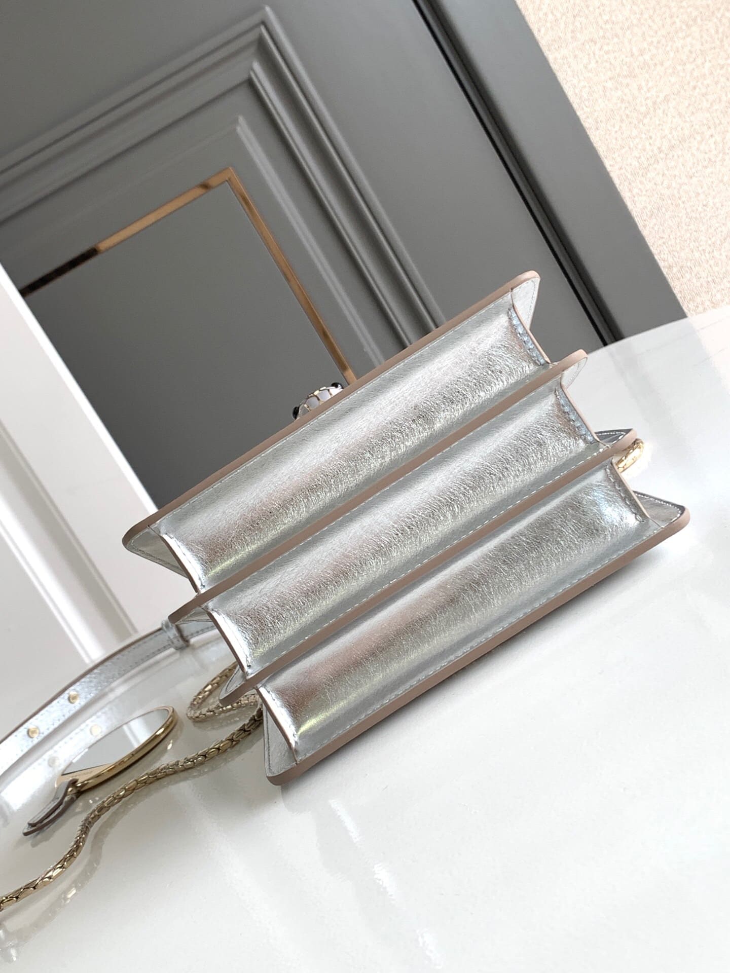 TÚI BVLGARI SERPENTI CALFSKIN SILVER