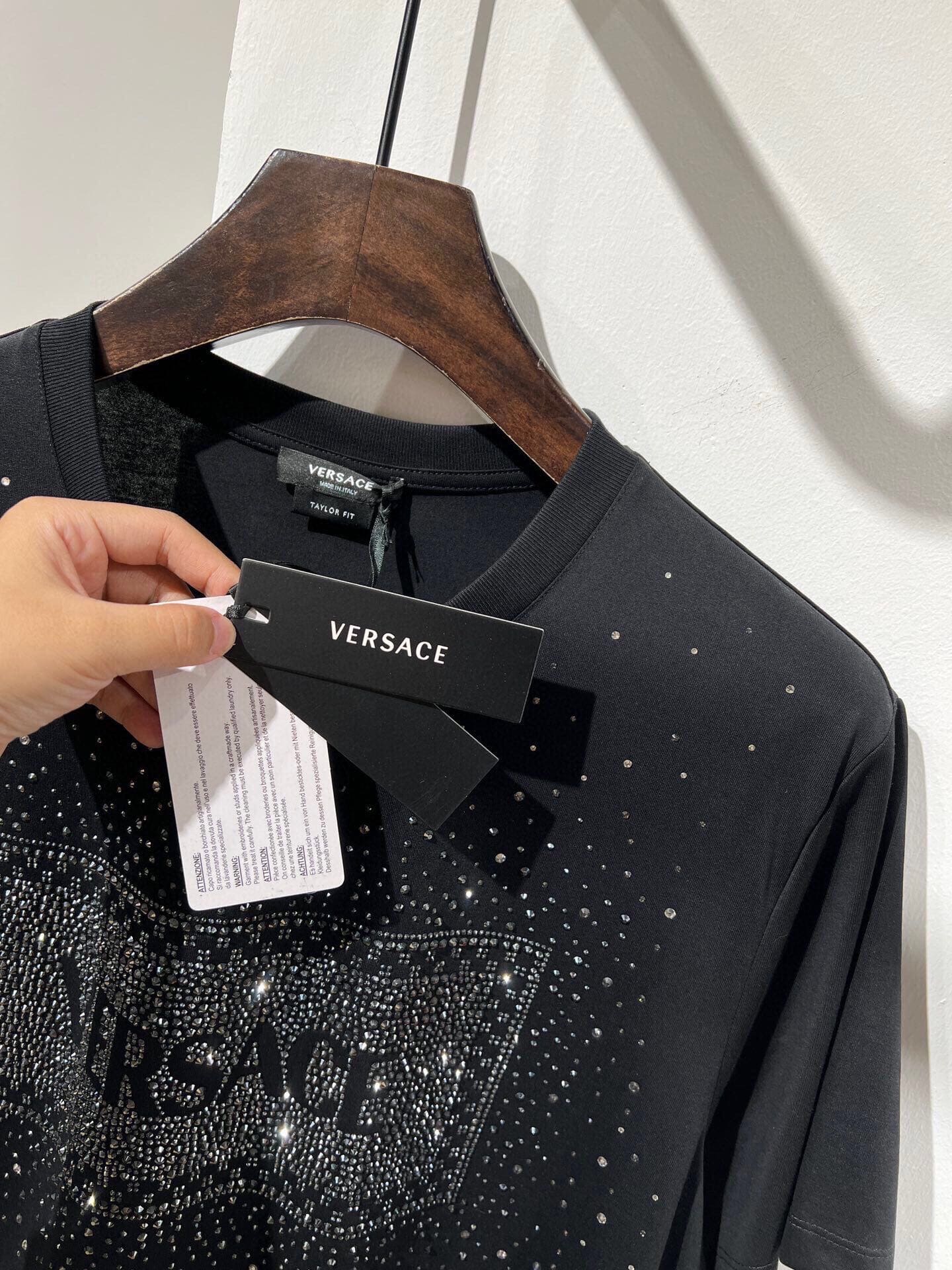 ÁO VERSACE LOGO T SHIRT BLACK