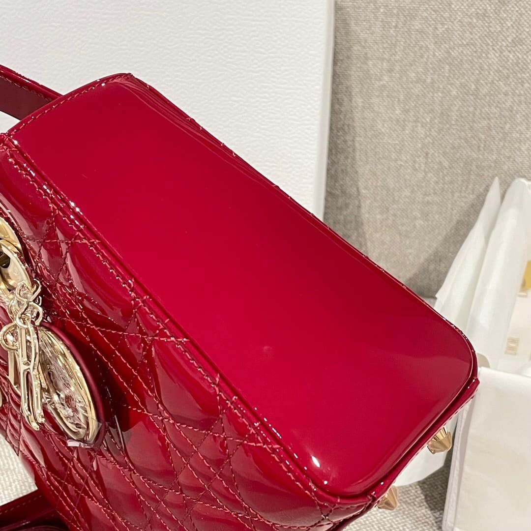 TÚI CHRISTIAN DIOR LADY DIOR Cannage Calfskin Gloss Red