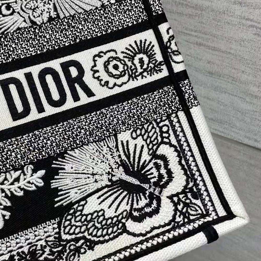 TÚI Dior Women Large Dior Book Tote Beige Multicolor Butterfly Bandana Embroidery