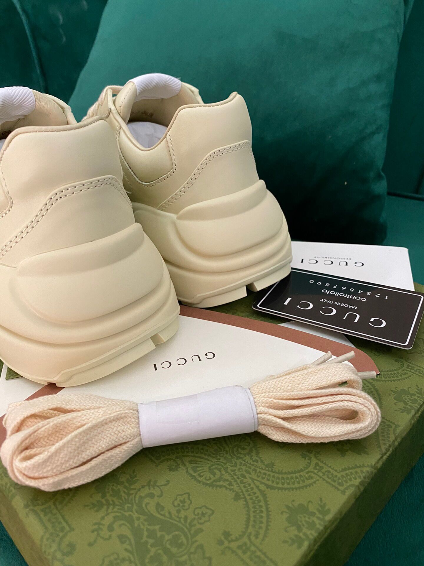 GIÀY GUCCI RHYTON GG ITALIA SNEAKERS SHOES UNISEX