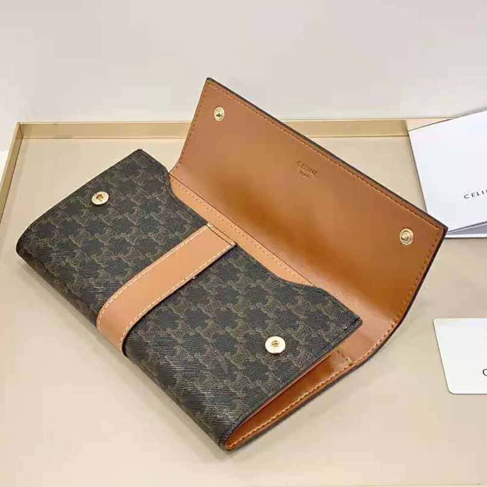 VÍ CELINE Large Flap Wallet in Triomphe Canvas and Lambskin