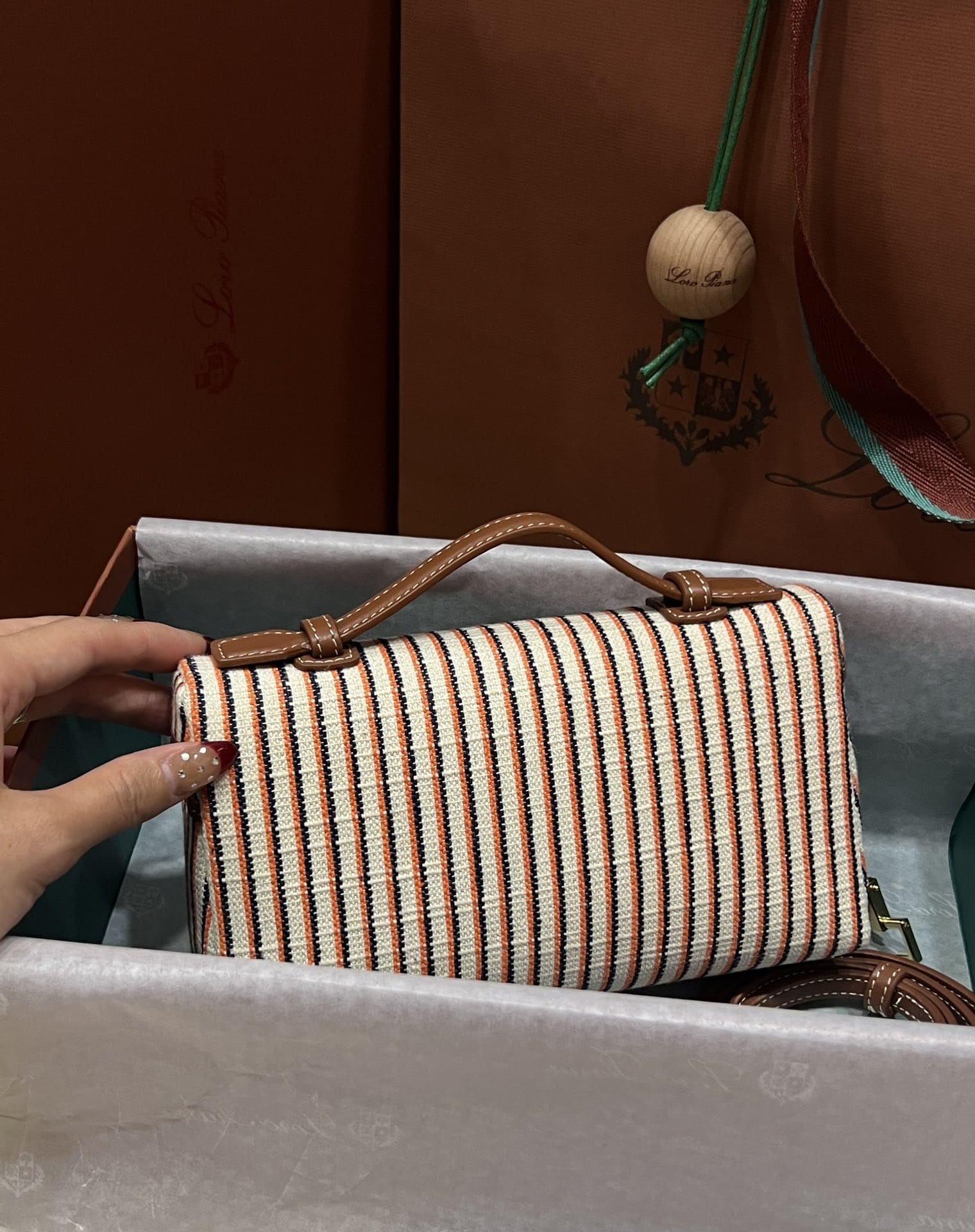 TÚI Loro Piana Women Extra bằng da bê kết hợp vải lanh