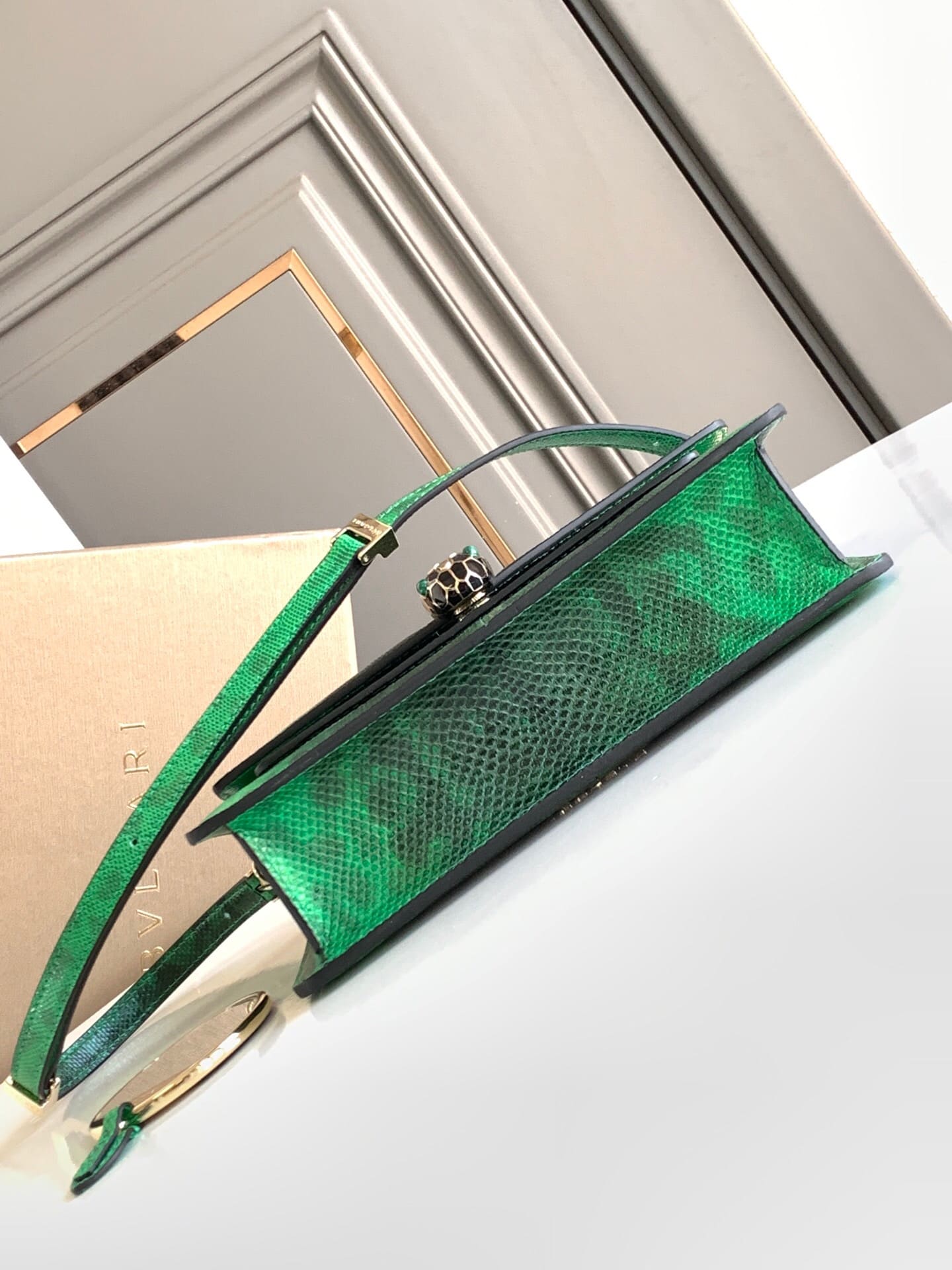 TÚI BVLGARI SERPENTI PYTHON SKIN DA TRĂN