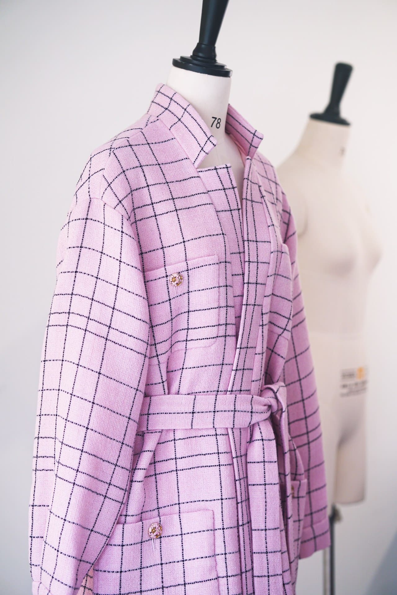 BỘ ĐỒ CHANEL CAMELLIA MÀU HỒNG NHẠT LIGHT PINK MID DRESS High Classy