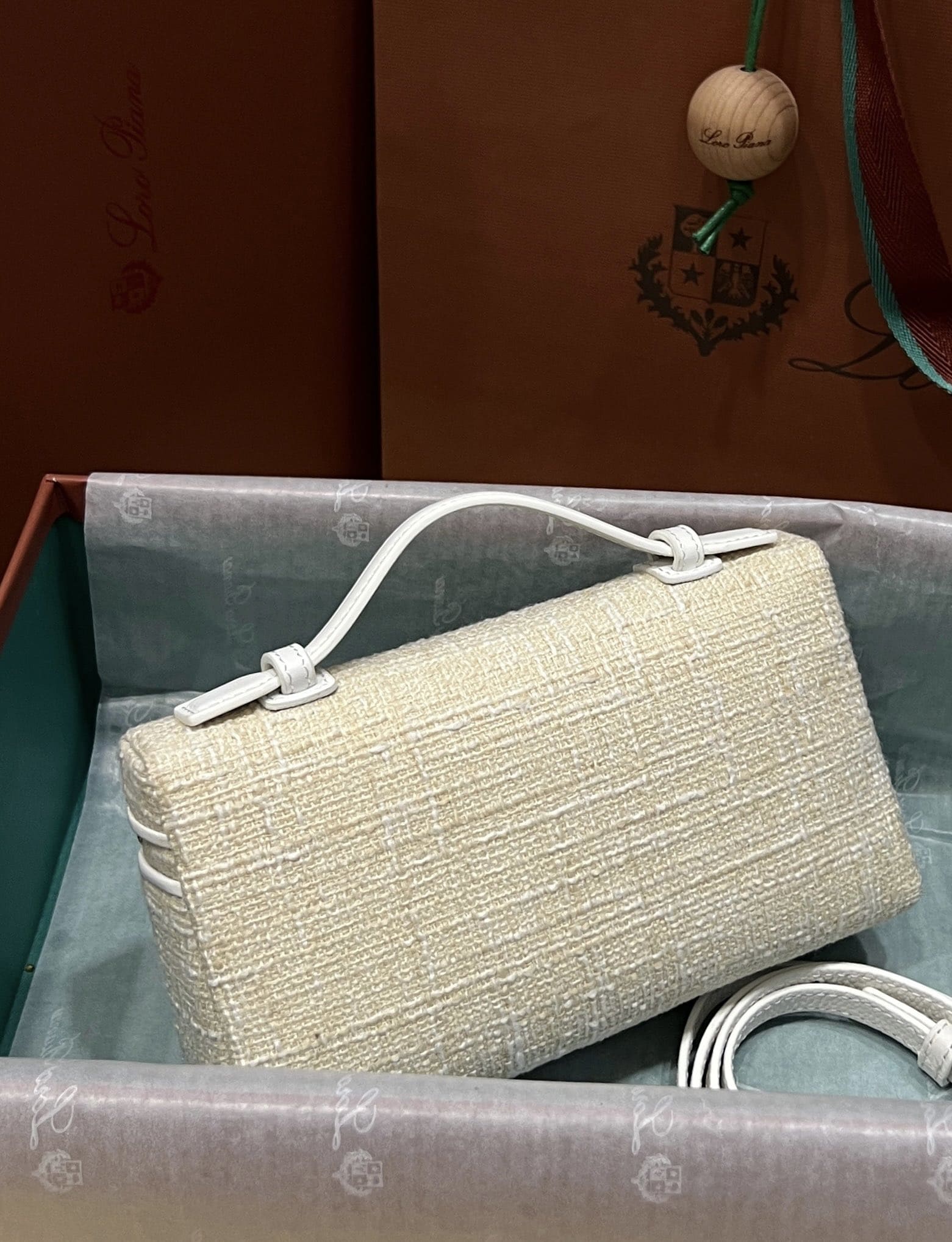 TÚI Loro Piana Women Extra bằng da bê kết hợp vải lanh