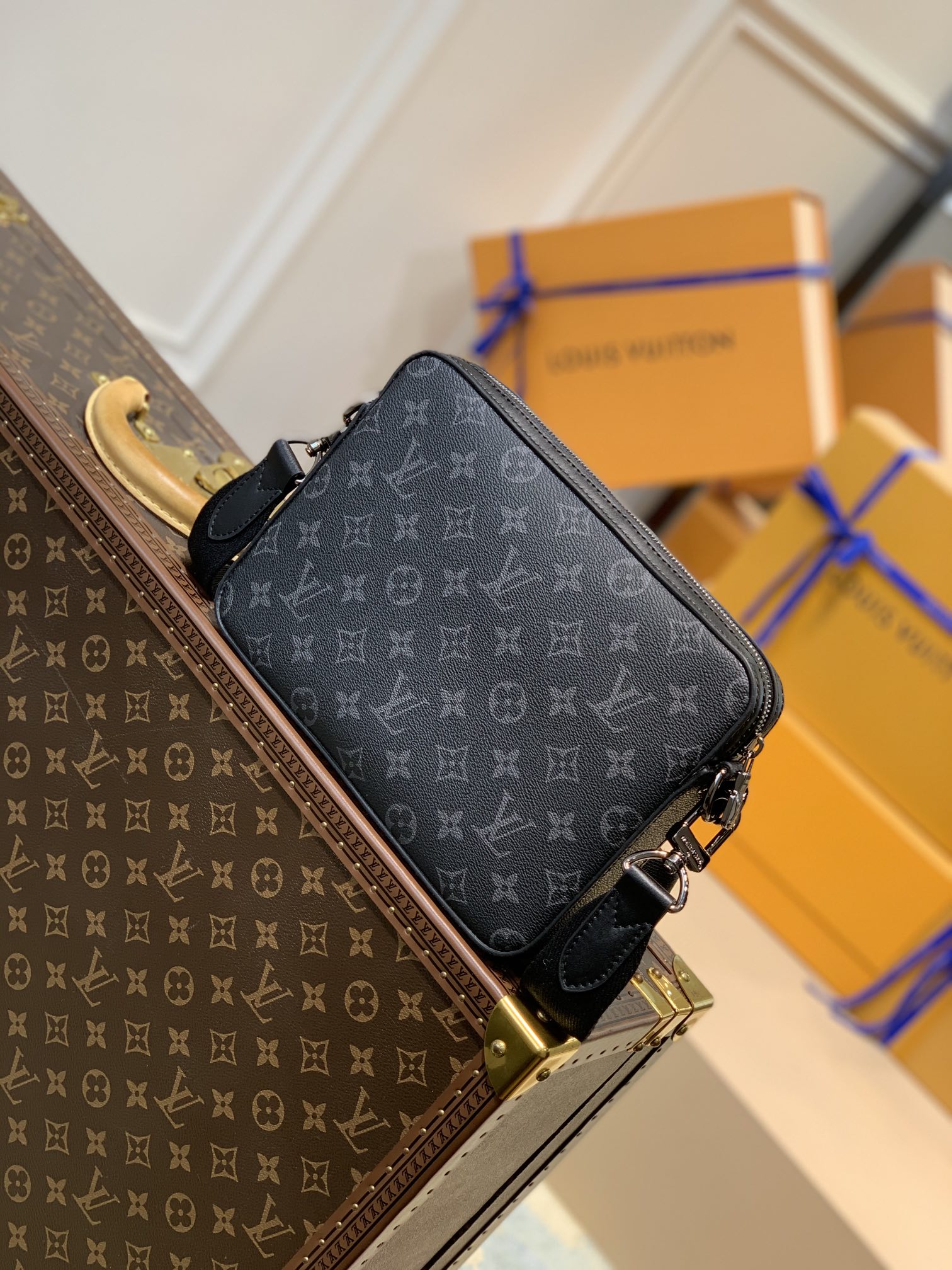 TÚI LOUIS VUITTON TRIO NIGO VIRGIL ABLOH Messenger Bag