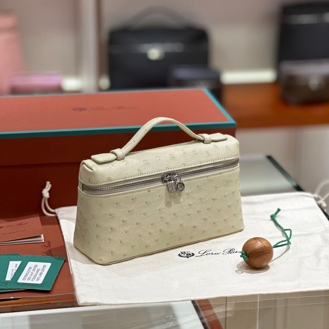 TÚI Loro Piana Women Extra Pocket L27 in Ostrich Leather White da đà điểu(Gía Liên Hệ)