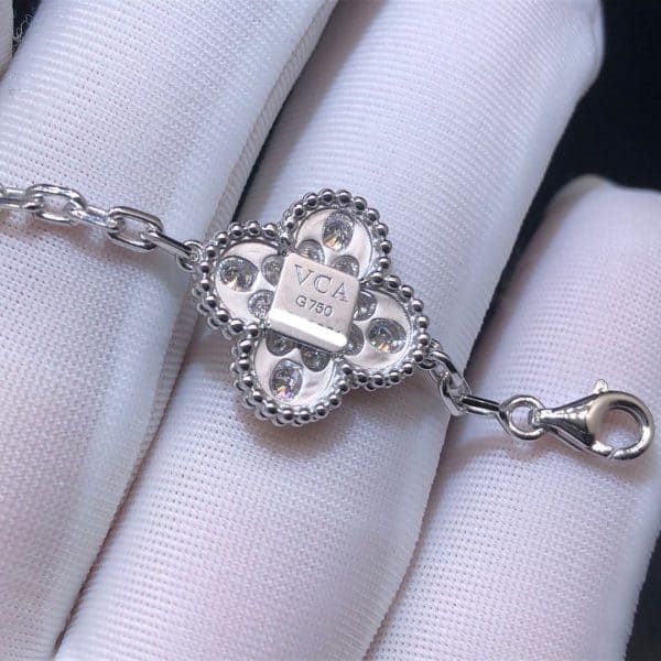 Vòng tay VCA Vintage Alhambra Full Pave Diamond 18k Vàng trắng 5 họa tiết 18K  (Liên hệ để biết giá)