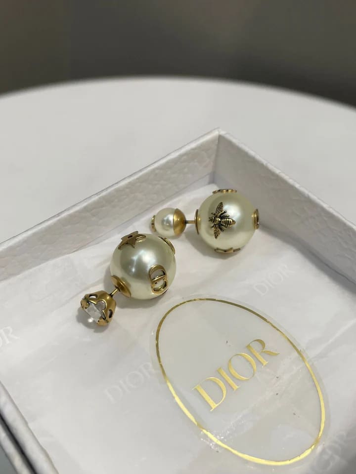 HOA TAI DIOR CD PEARLS BEE TRIBALES