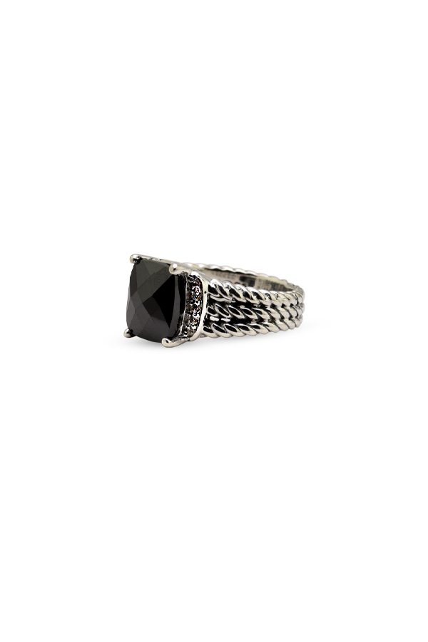 DAVID YURMAN petite wheaton ring onyx and moissanite diamonds