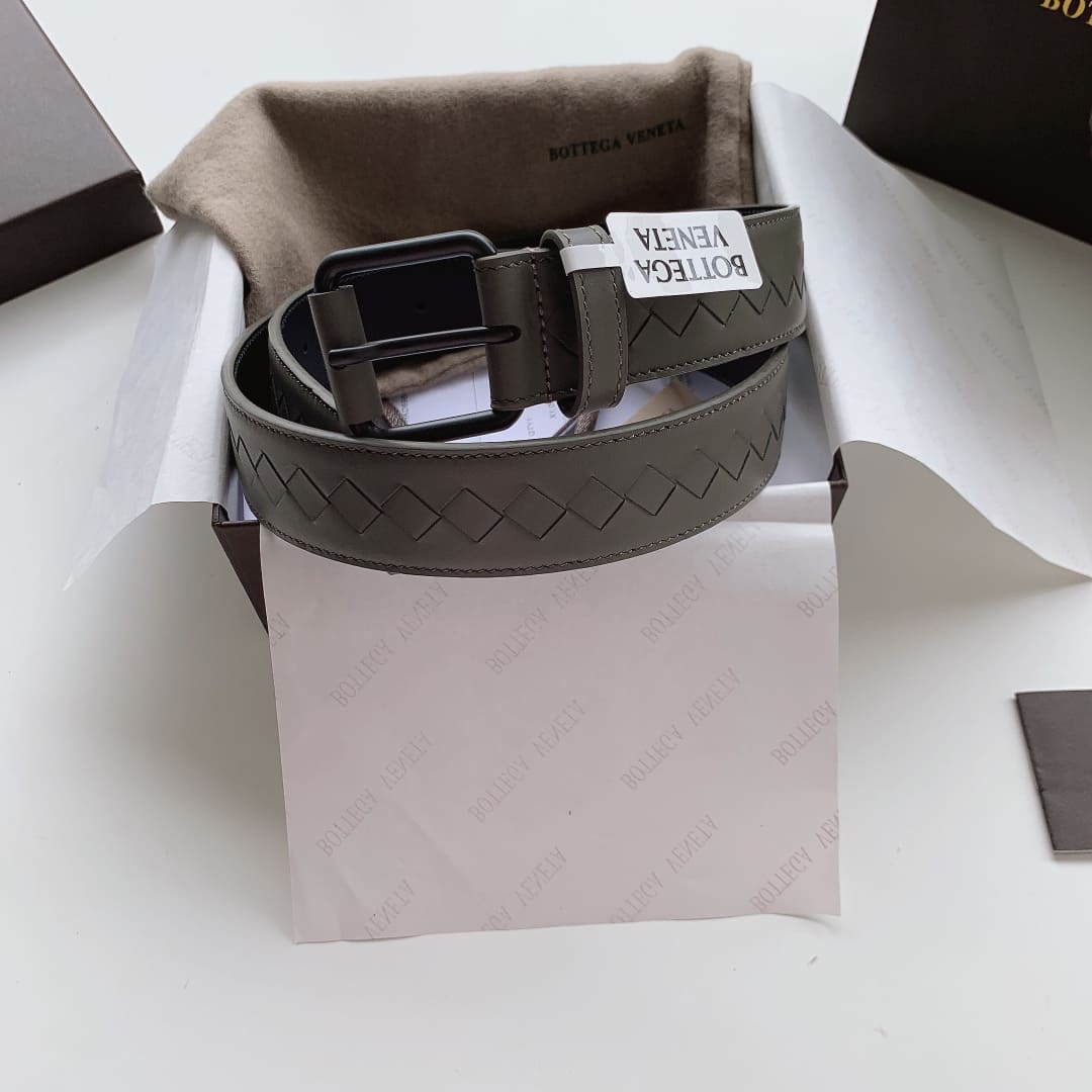 DÂY LƯNG BOTTGA VENETA GRAY INTRECCIATO LEATHER Khóa đen mờ