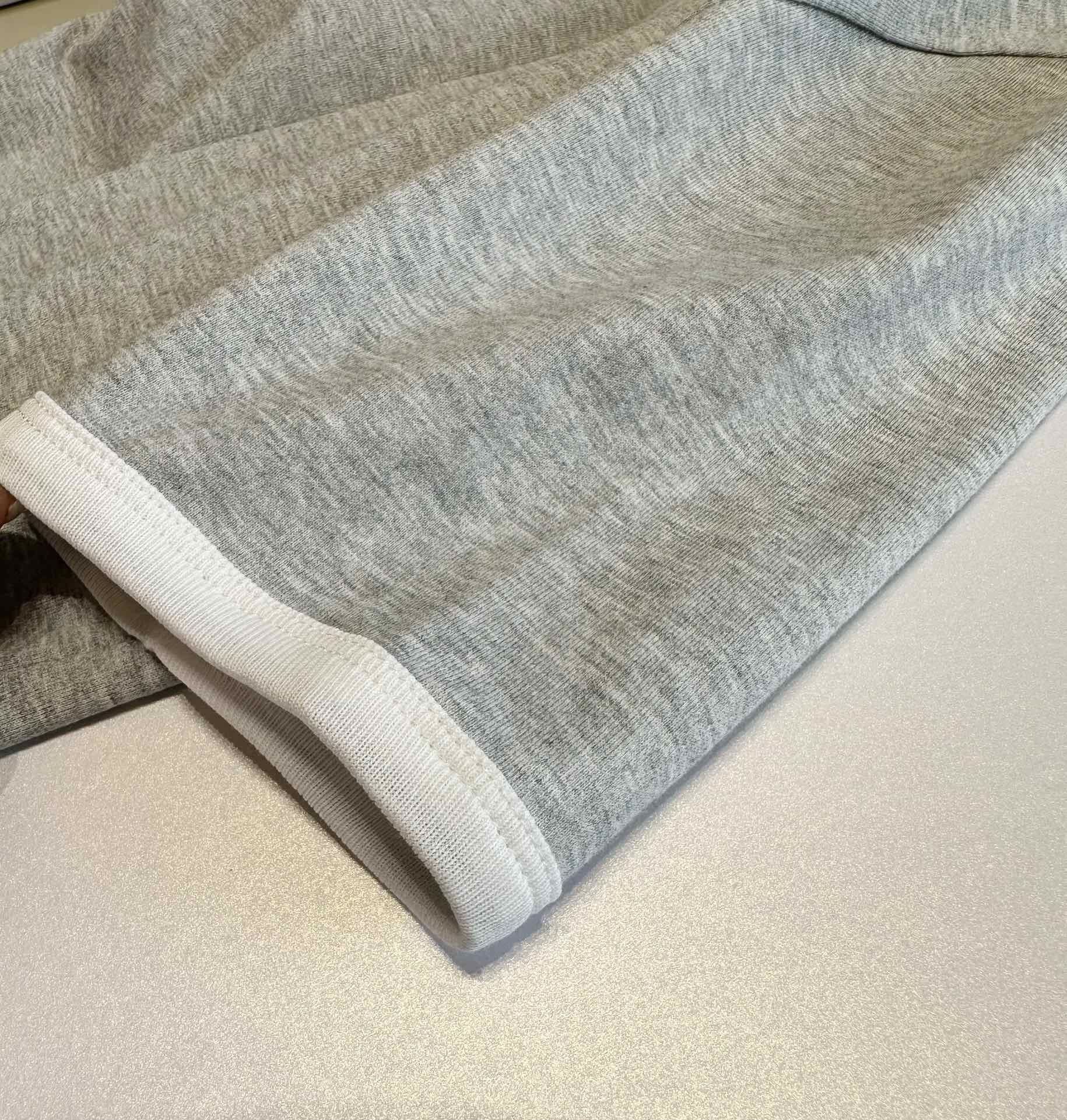 ÁO CELINE T SHIRT MÀU XÁM UNISEX