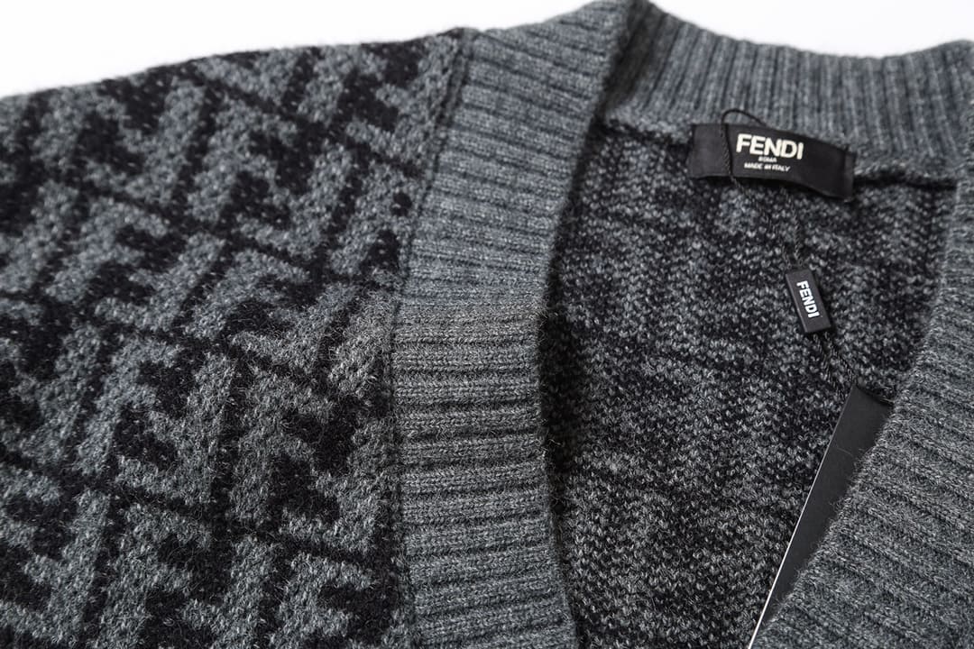 ÁO FENDI FF Gray and Brown Sweater