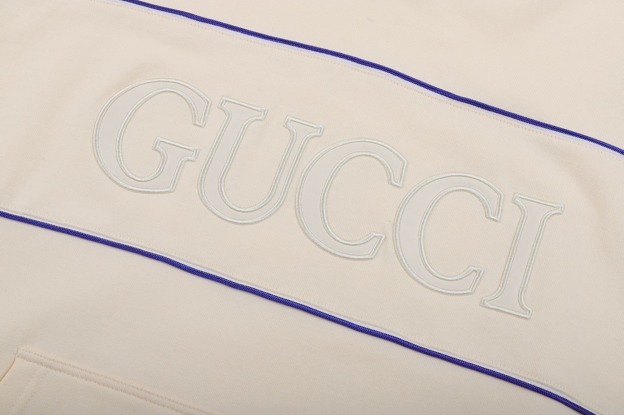ÁO GUCCI GG Logo Chest Sweater Hoodie White