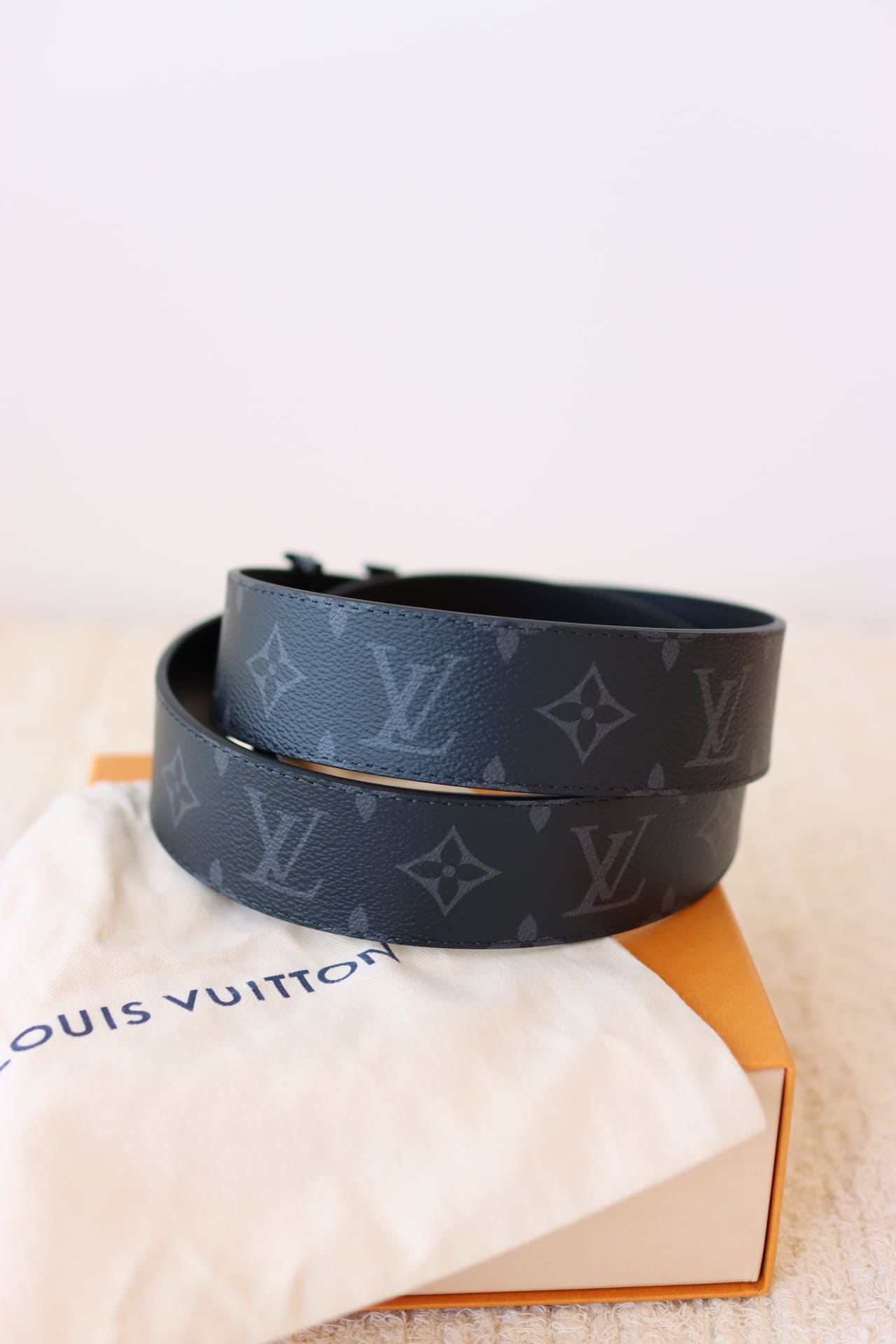 DÂY LƯNG LOUIS VUITTON LV BLACK MONOGRAM Khóa đen