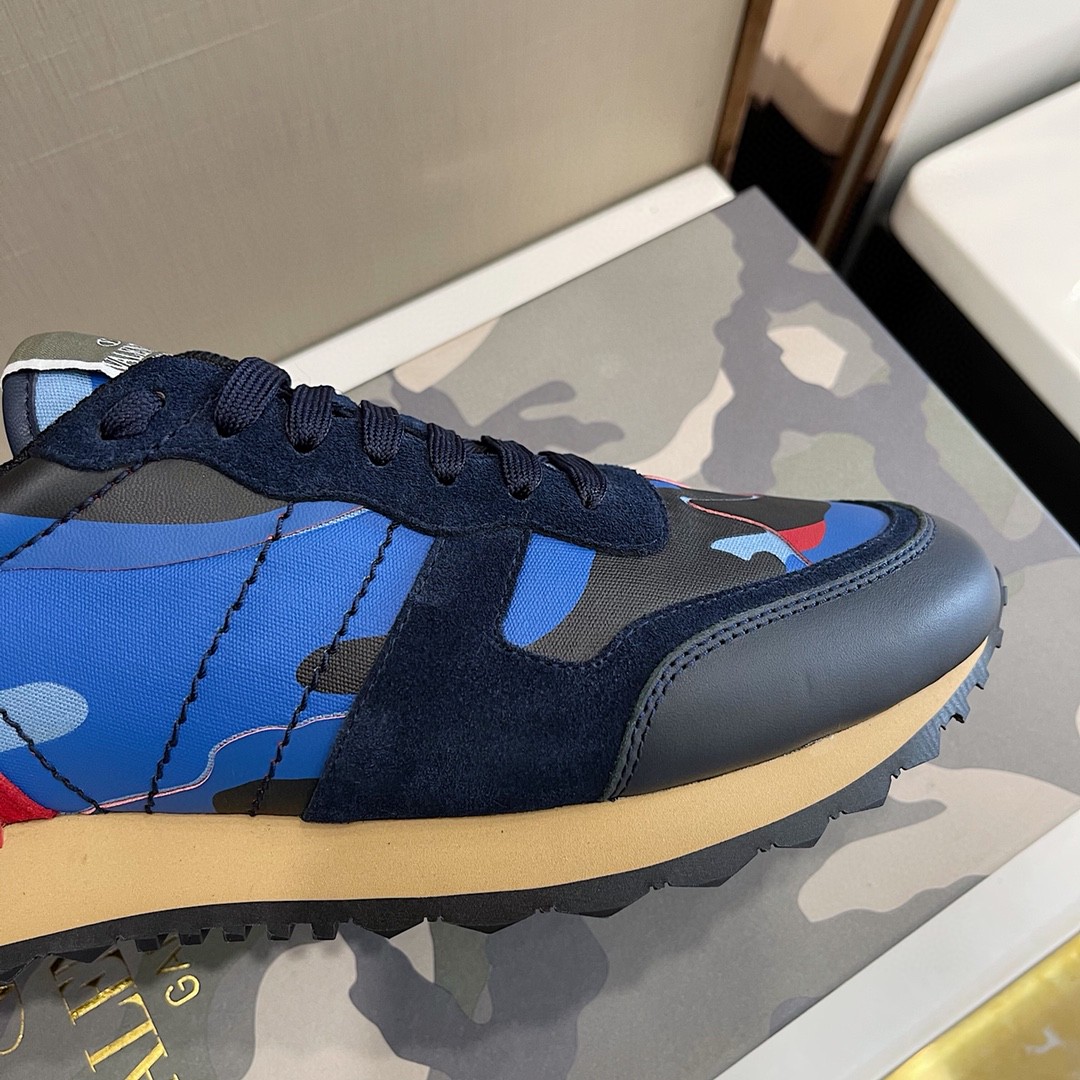 GIÀY VALENTINO STUDD LEATHER RUNNER SNEAKER SHOES AAA