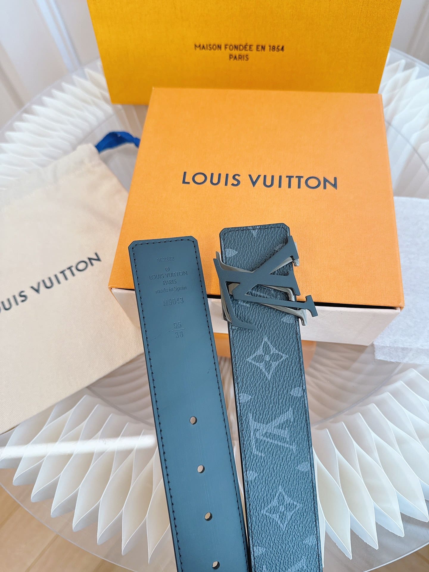 DÂY LƯNG LOUIS VUITTON DOUBLE LV BLACK MONOGRAM LEATHER Khóa bạc xanh