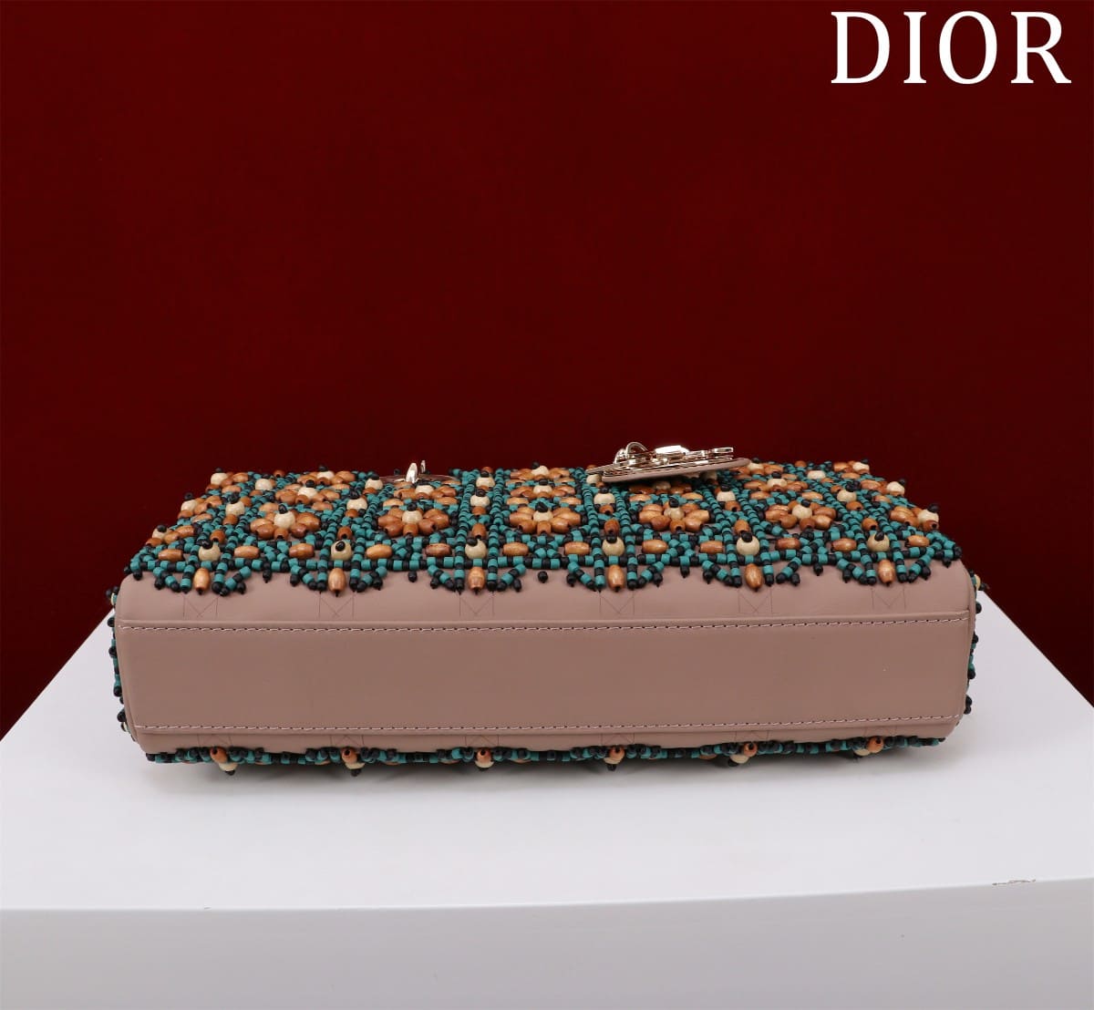 TÚI CHRISTIAN DIOR Lady-Joy embroiders wooden beads hạt gỗ