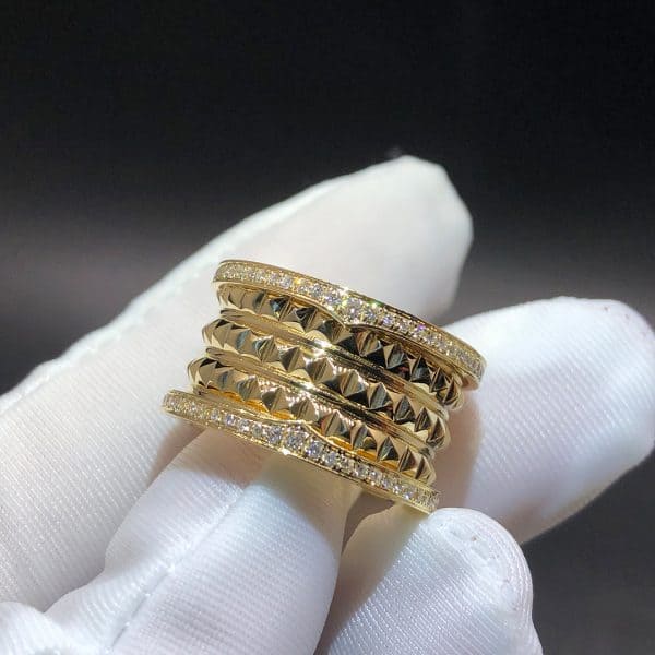 Nhẫn kim cương lát đá bốn dải vàng 18k Bvlgari B.zero1 Rock 18K  (Liên hệ để biết giá)