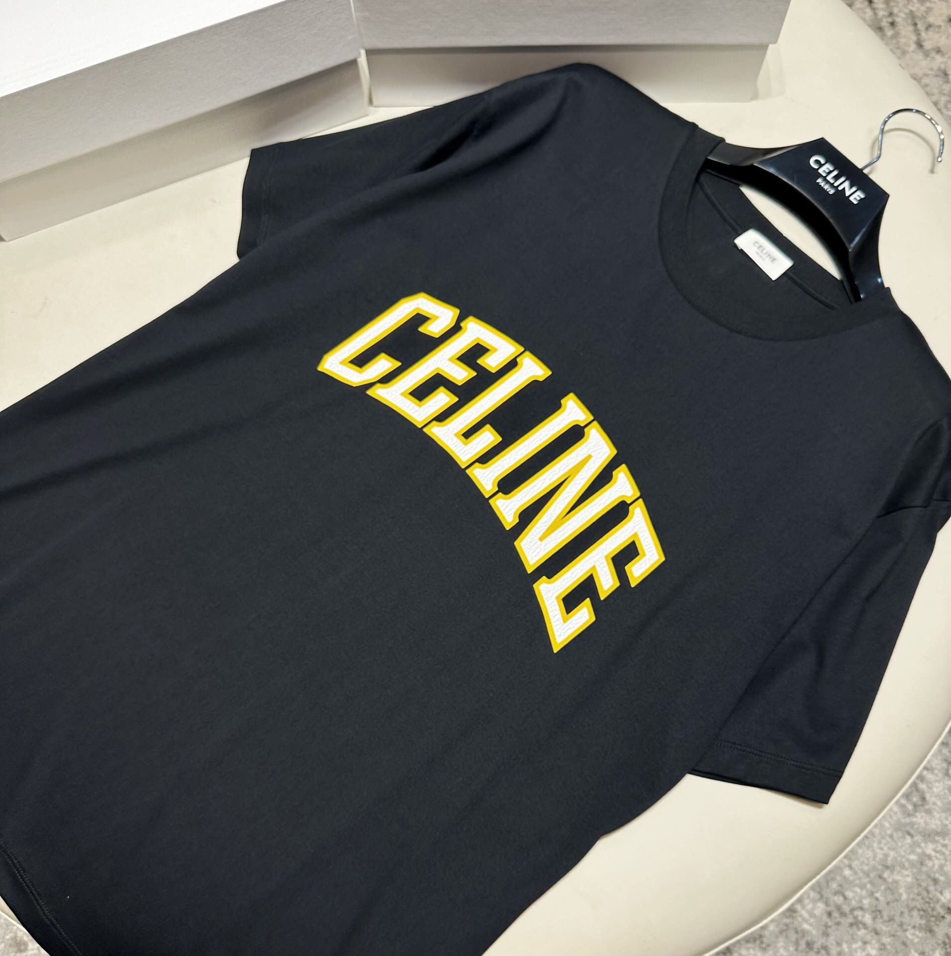 ÁO CELINE T SHIRT MÀU ĐEN UNISEX