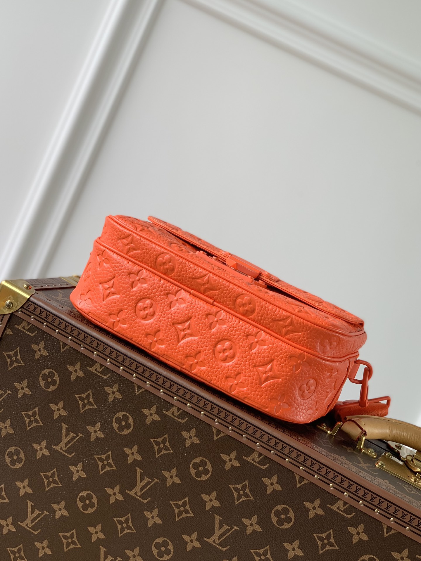 TÚI LOUIS VUITTON S-Lock Taurillon Monogram Virgil Abloh Messenger Bag