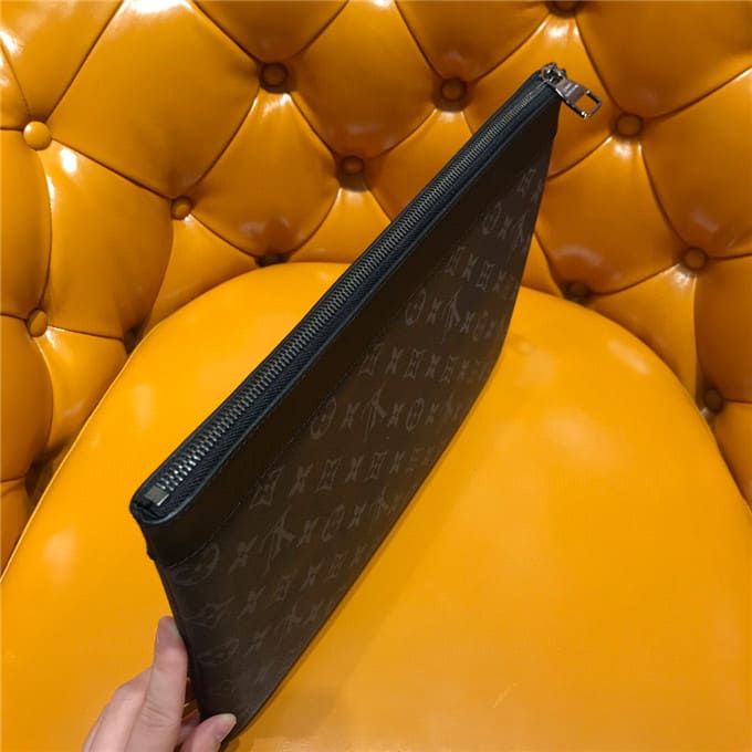 Túi LOUIS VUITTON discovery pochette bag unisex