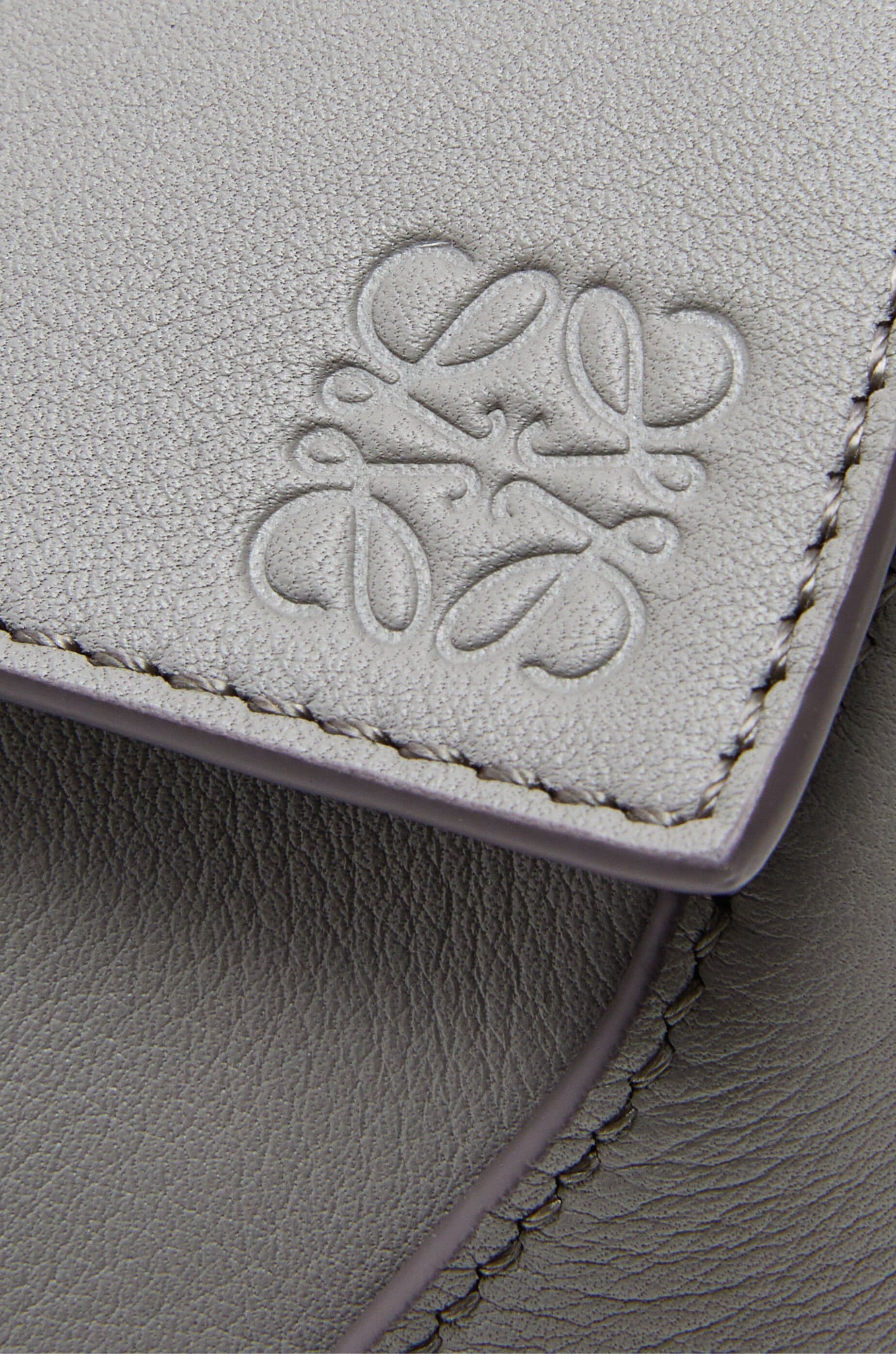 Túi LOEWE Mini Puzzle Bumbag in classic calfskin gray unisex