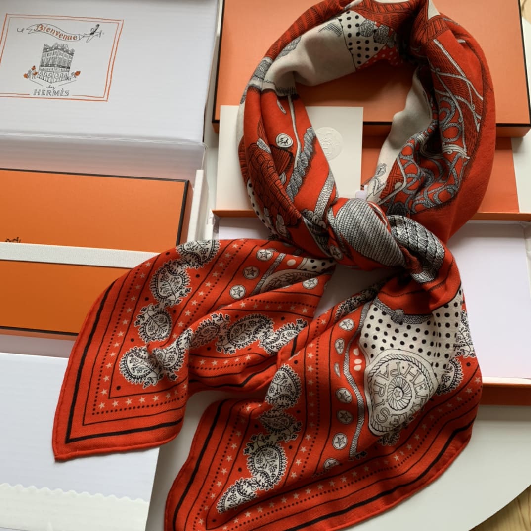 KHĂN HERMES H Family cashmere scarf