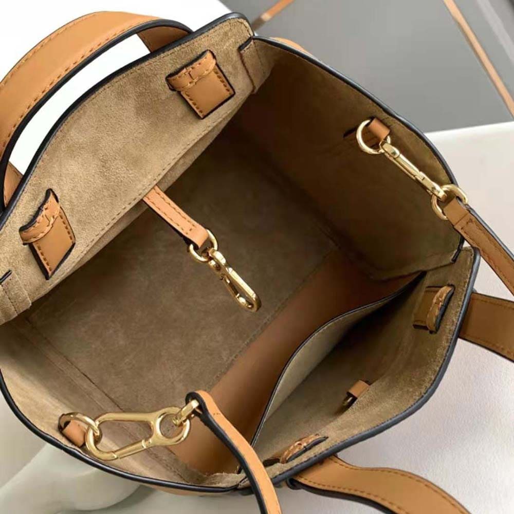 TÚI Loewe Women Hammock Nugget Bag in Nappa Calfskin-Brown