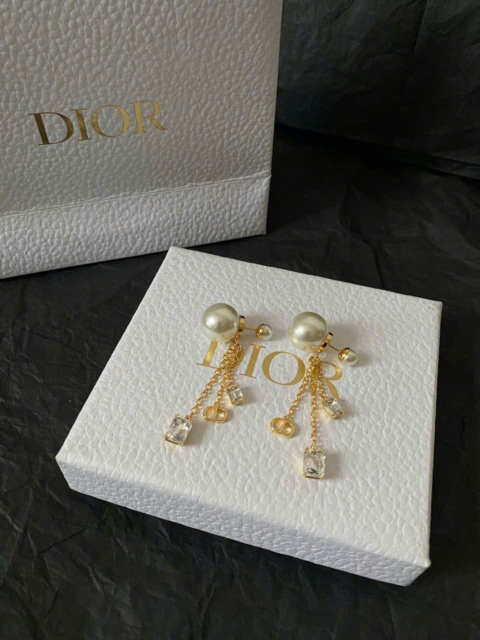 HOA TAI DIOR CD PEARLS DIAMOND TRIBALES