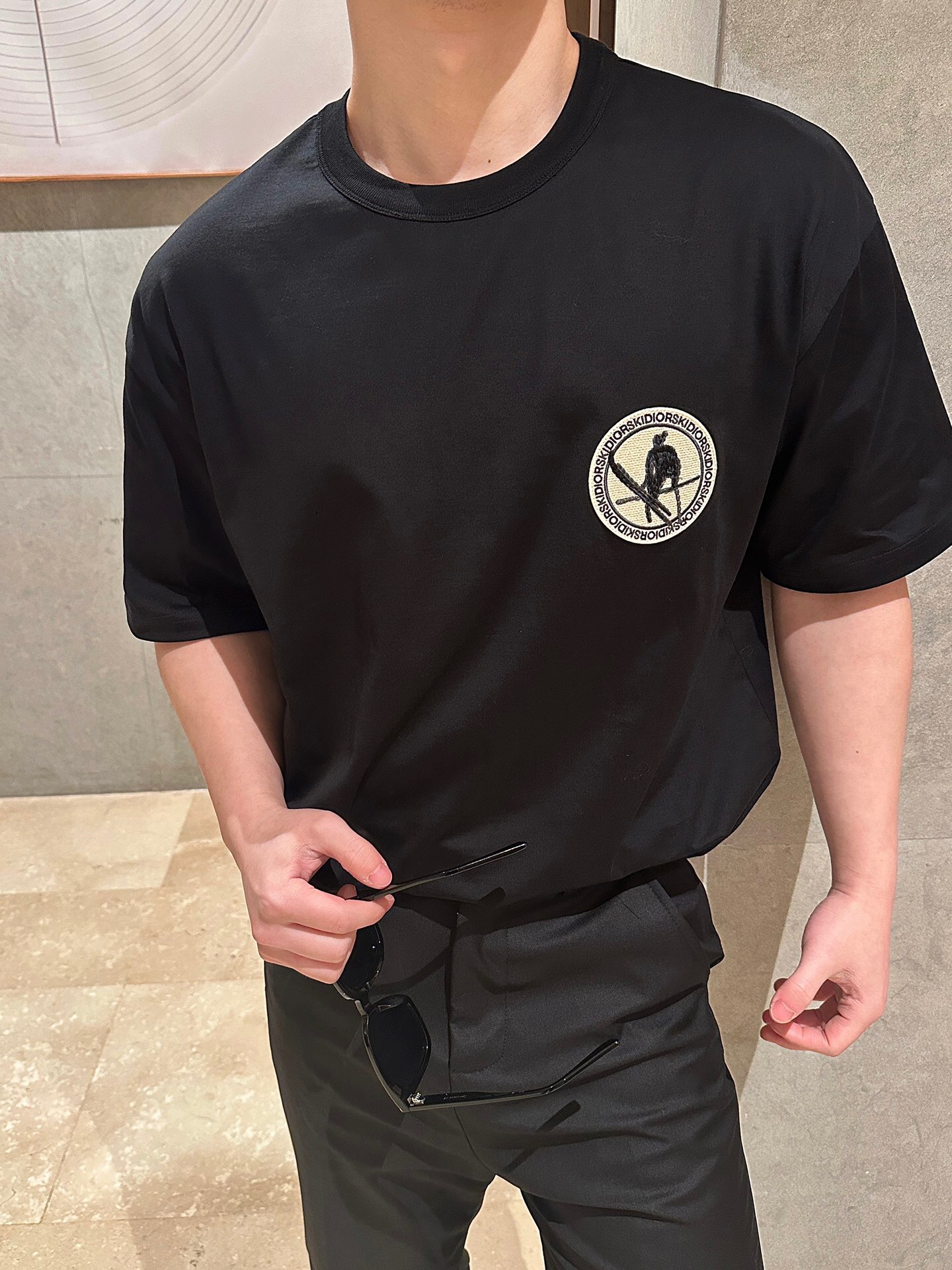 ÁO DIOR T SHIRT MÀU ĐEN UNISEX