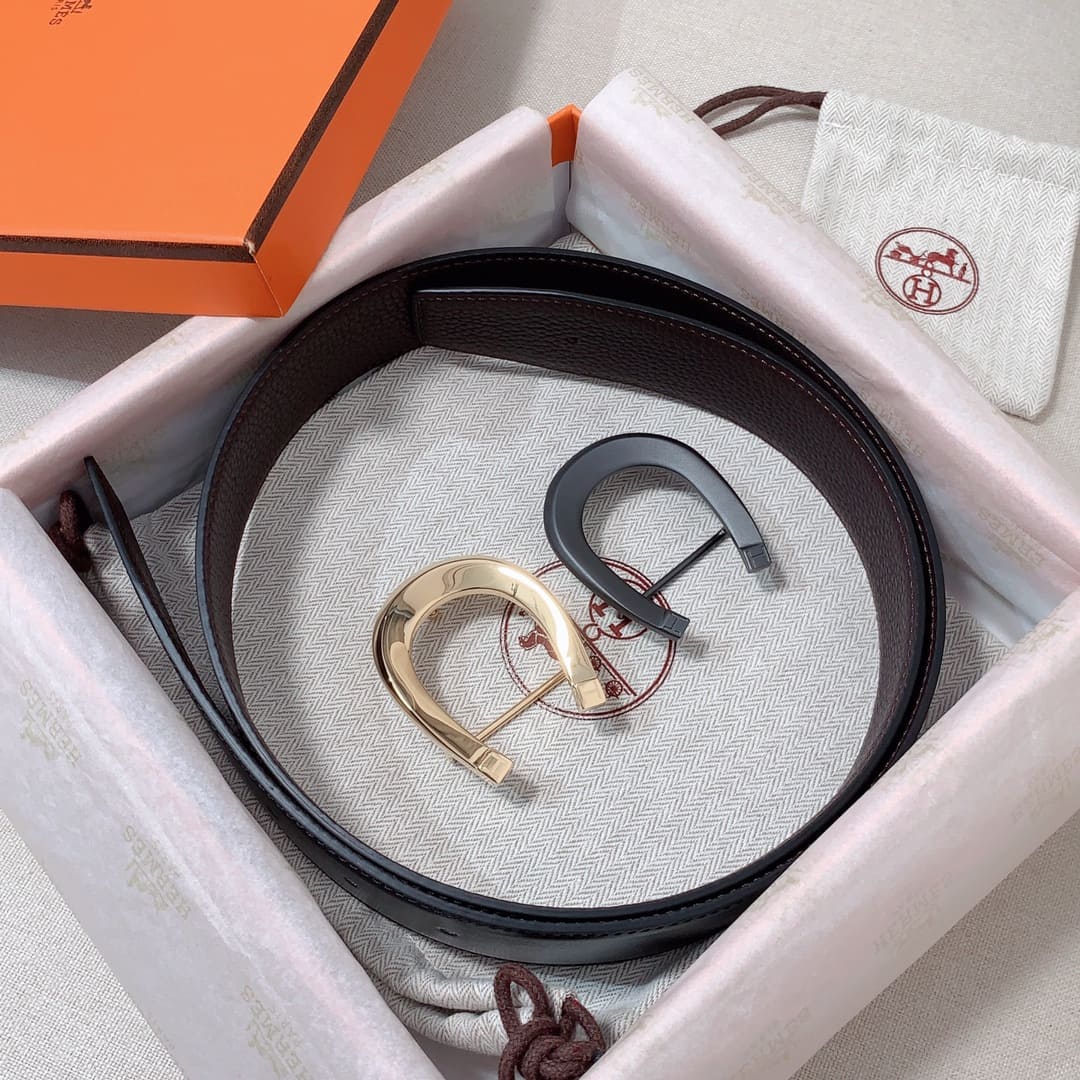 DÂY LƯNG HERMES Horseshoe Togo leather hai mặt khóa vàng đen