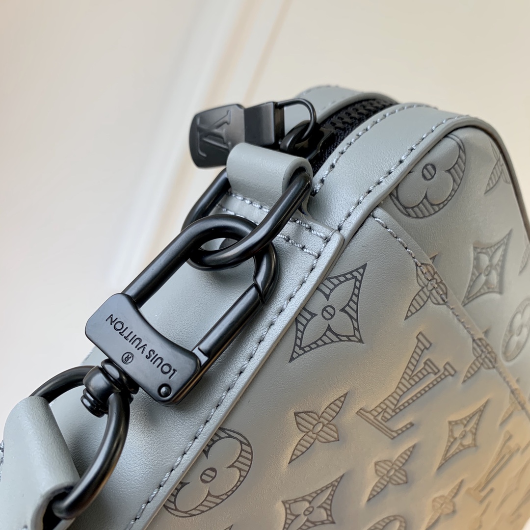 TÚI LOUIS VUITTON Duo Monogram Shadow Messenger Bag