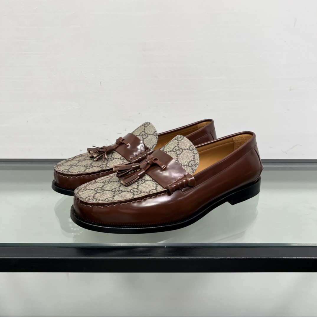 GIÀY GUCCI GG LEATHER  LOGO LOAFER SHOES